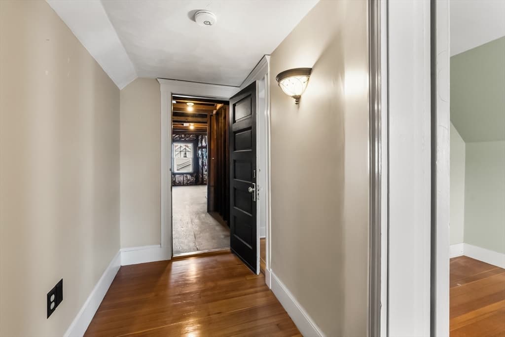 27 Peirce Ave, Everett MA 02149 photo 24