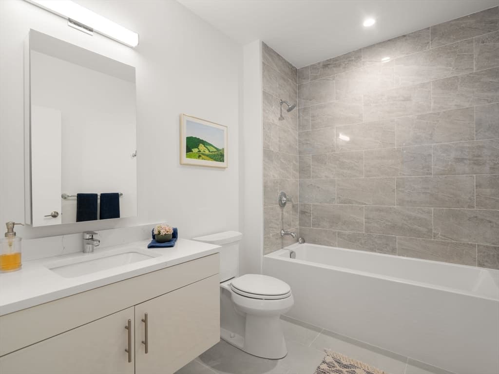 1151 Walnut # 301, Newton MA 02461 photo 13