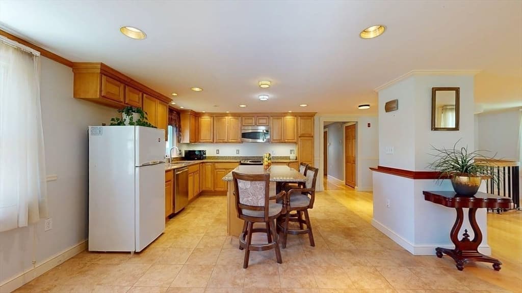 3 Fairview Ave, Natick MA 01760 photo 12