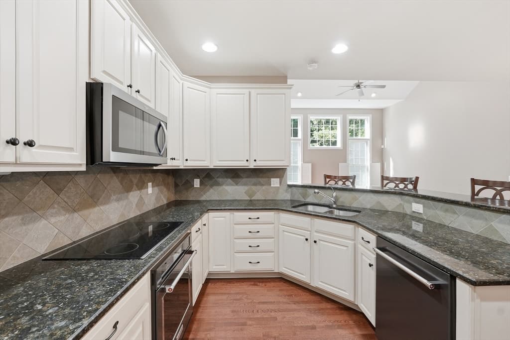 55 Pondside Dr # 55, Bolton MA 01740 photo 10