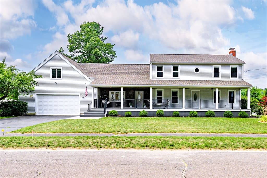 35 East Glen St, Westfield MA 01085