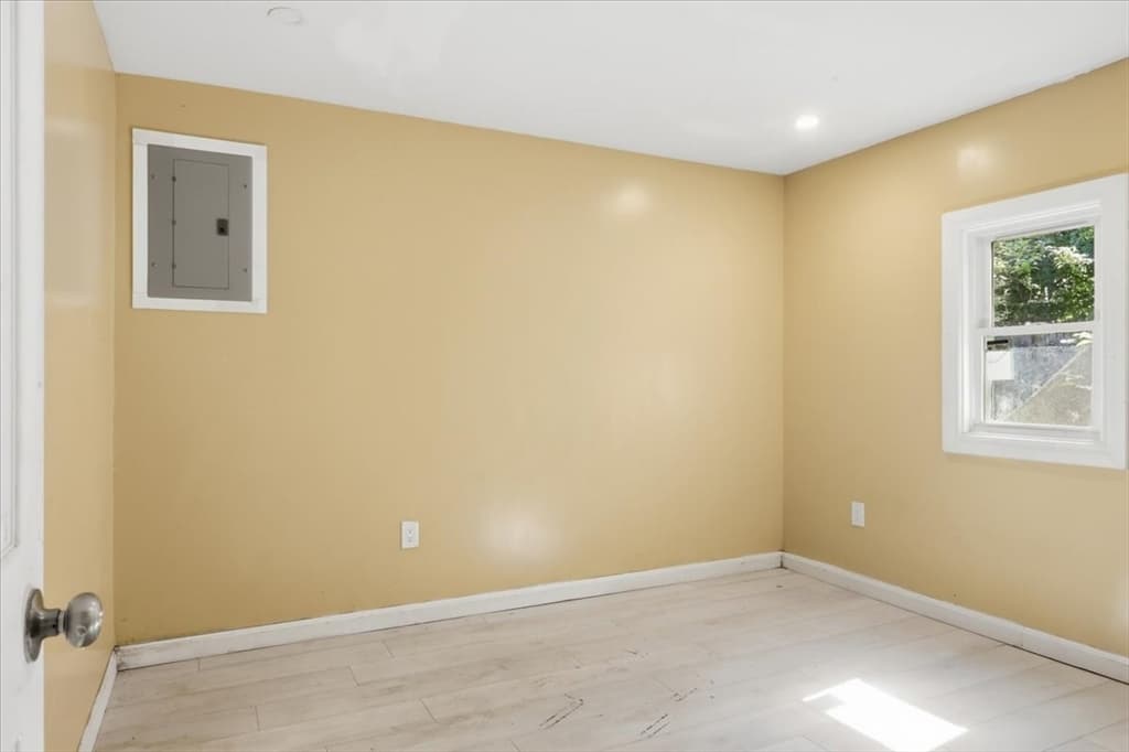 529 Howard St, Brockton MA 02302 photo 17