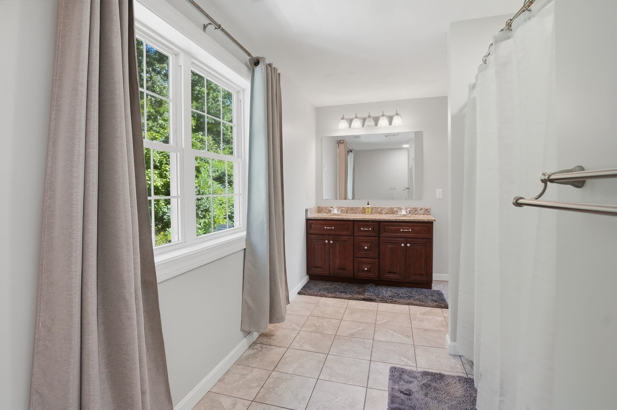 Single Family Residence at 176 Southold Road, Auburn MA 01501, Auburn, photo 23 of 36