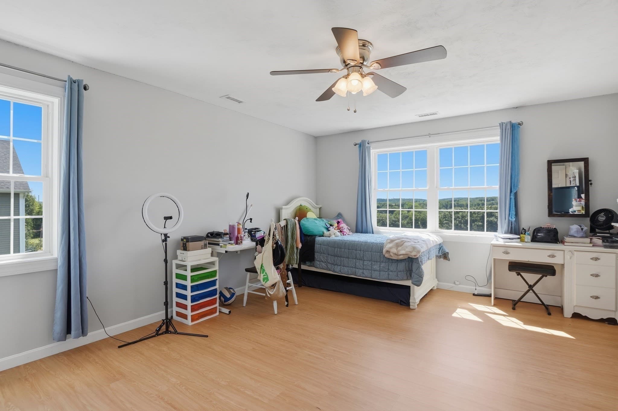 Single Family Residence at 176 Southold Road, Auburn MA 01501, Auburn, photo 20 of 36