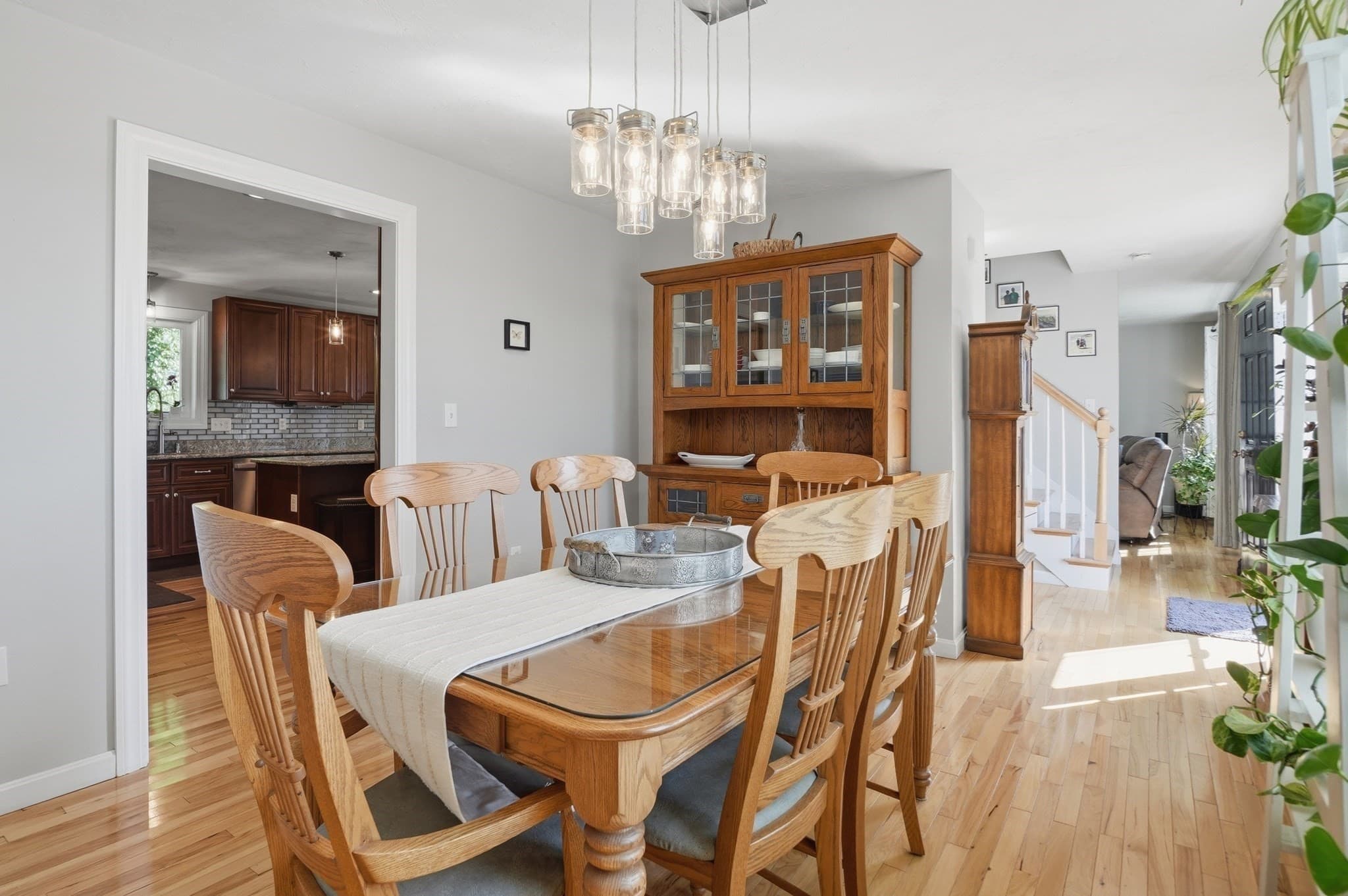 Single Family Residence at 176 Southold Road, Auburn MA 01501, Auburn, photo 10 of 36