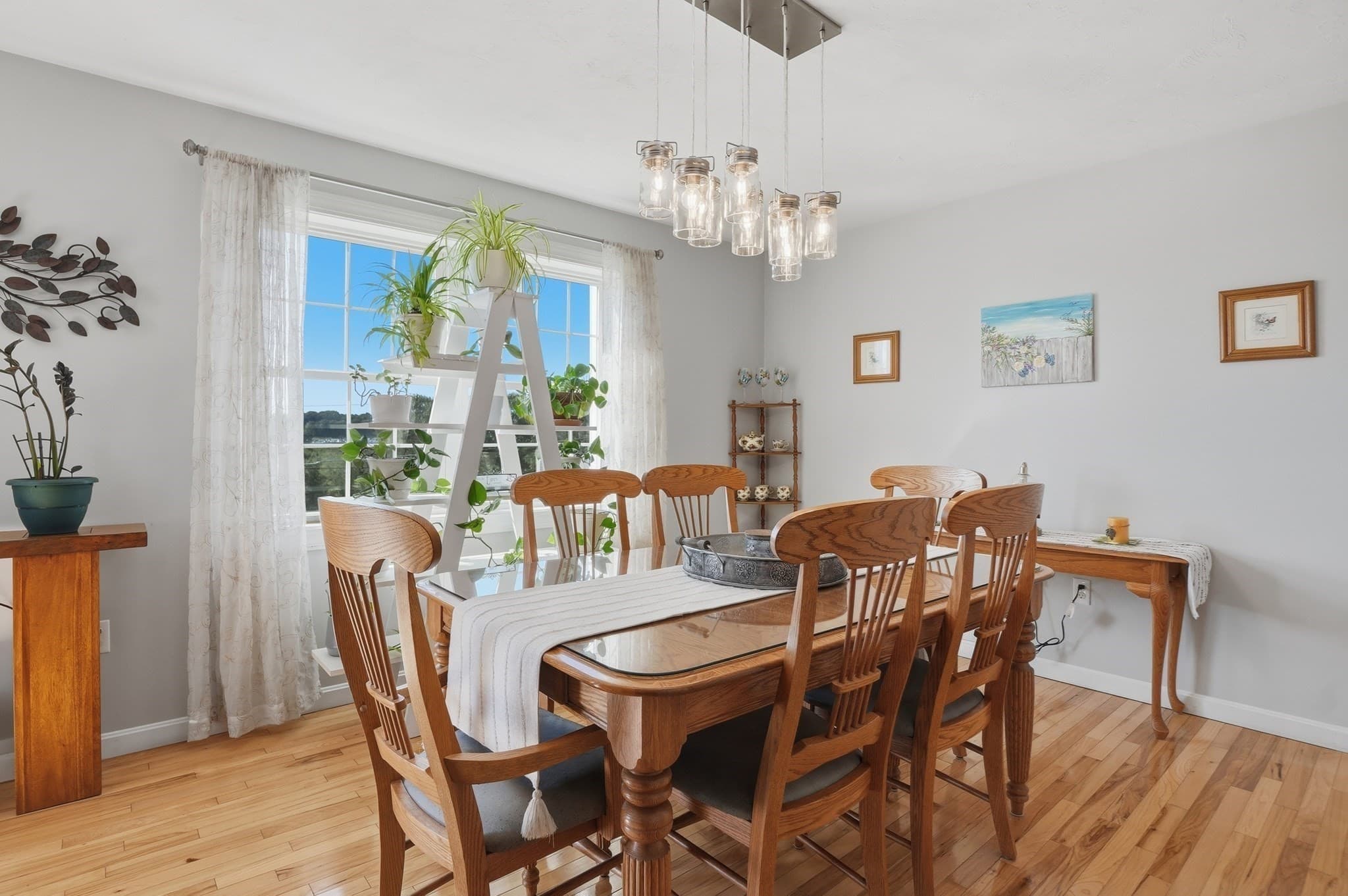 Single Family Residence at 176 Southold Road, Auburn MA 01501, Auburn, photo 11 of 36