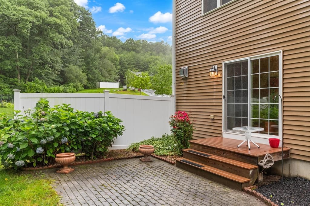701 Crystal Way # 701, Bellingham MA 02019 photo 18