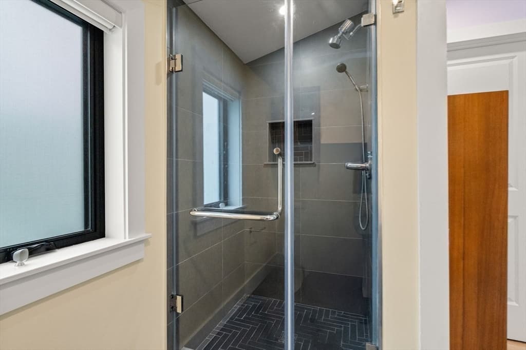 14 Brook Ave # 2, Waltham MA 02453 photo 26