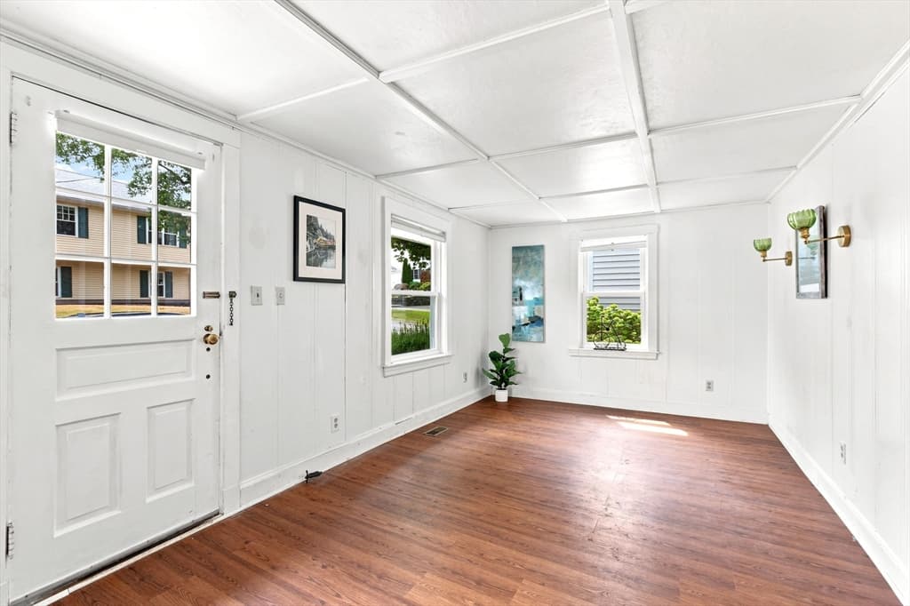 31 Perkins St, Quincy MA 02169 photo 11