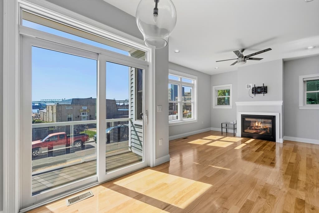 375 Border Street # 375, Boston MA 02128 photo 13