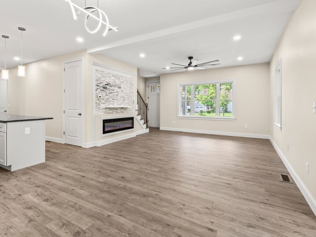 132 Barrington Rd, Longmeadow MA 01106 photo 13