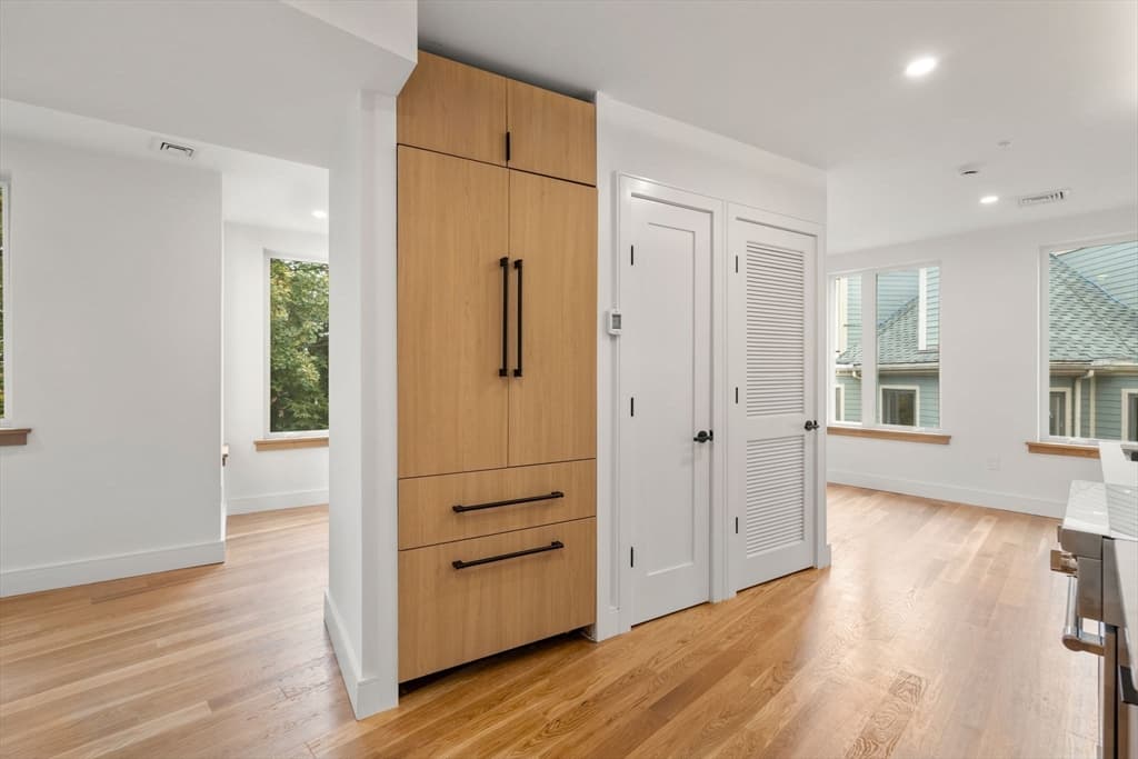 58 Kent # U304, Brookline MA 02445 photo 4