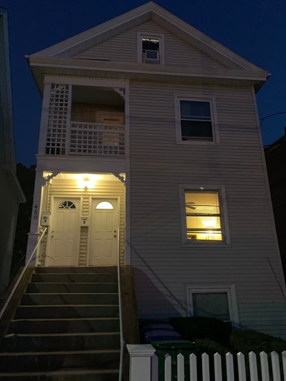 460 Watertown St, Newton MA 02460 photo 2