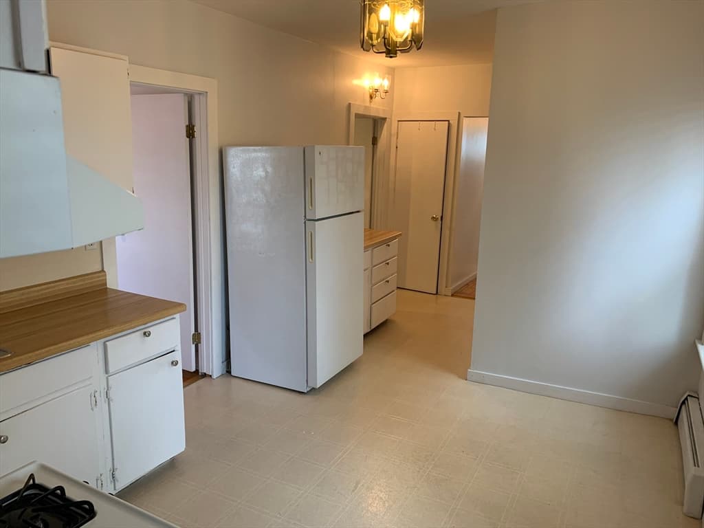 460 Watertown St, Newton MA 02460 photo 5
