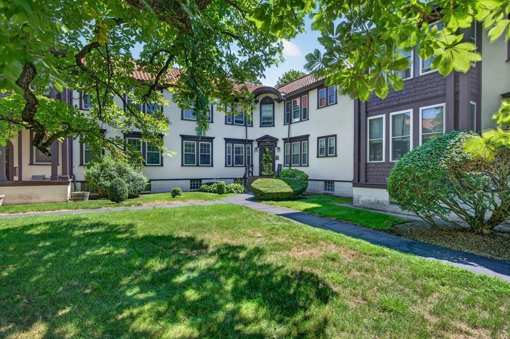 Condominium at 100-1/2 Main St # M, Andover MA 01810, Andover, photo 3 of 28