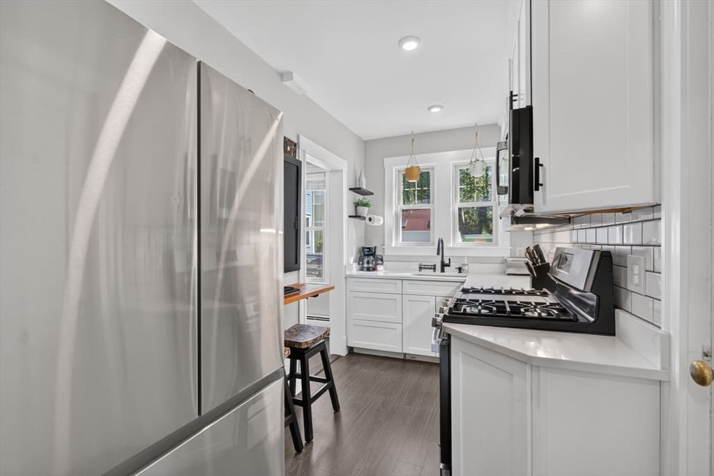 Condominium at 100-1/2 Main St # M, Andover MA 01810, Andover, photo 9 of 28