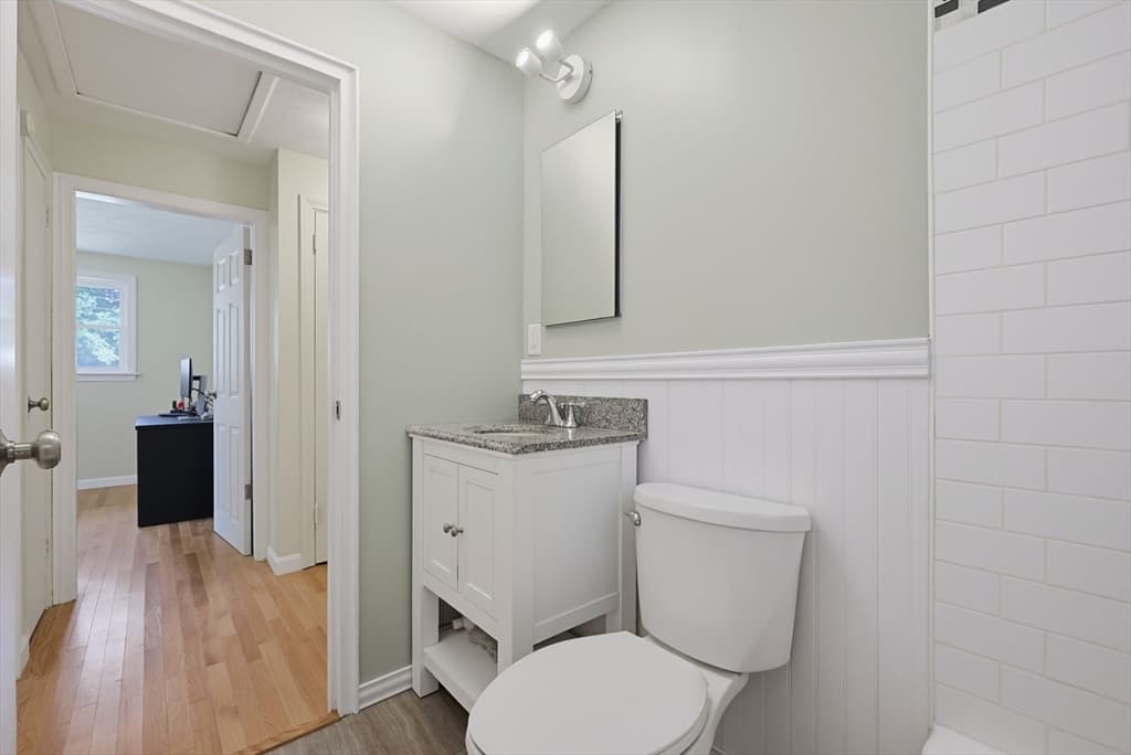 71 Carpenter Rd, Walpole MA 02081 photo 17