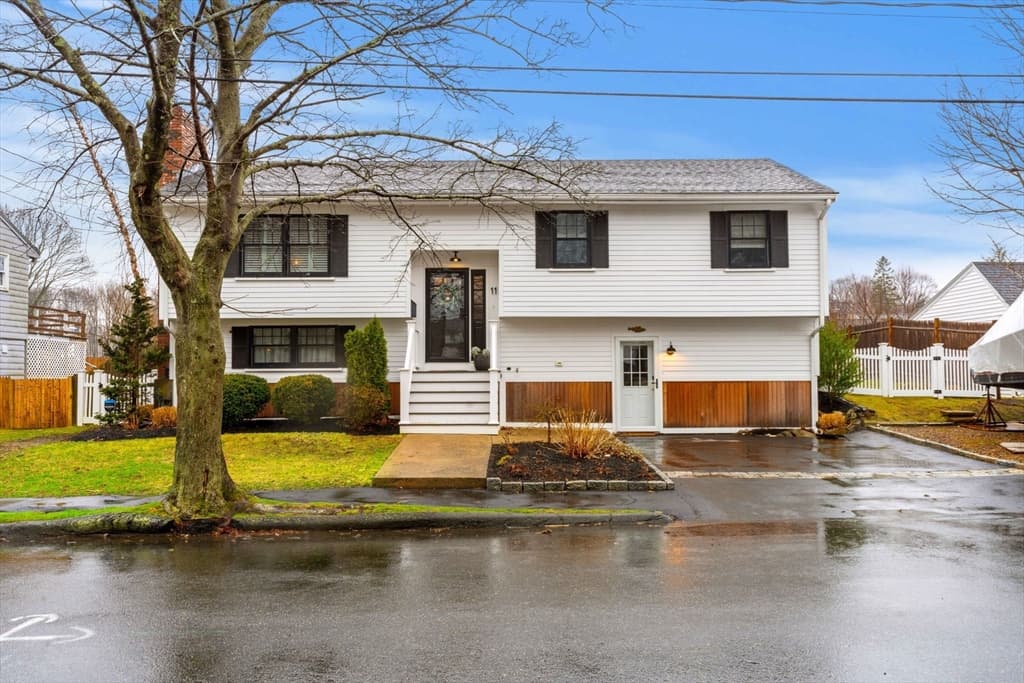 Single Family Residence at 11 Taft St, Marblehead MA 01945, Marblehead, photo 35 of 40