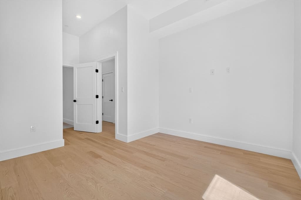 15 Clyde St # F, Somerville MA 02145 photo 14