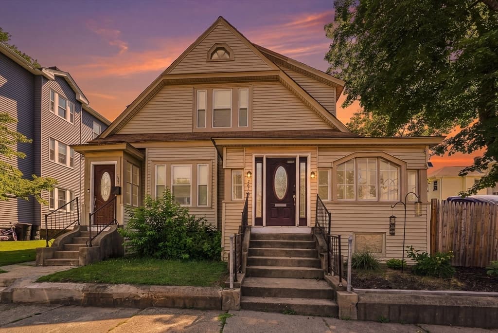 179 Pilgrim Ave, Worcester MA 01604