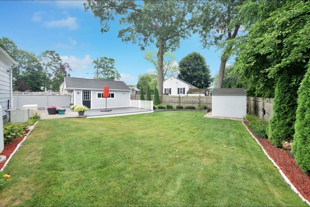 73 Green St, Abington MA 02351 photo 6