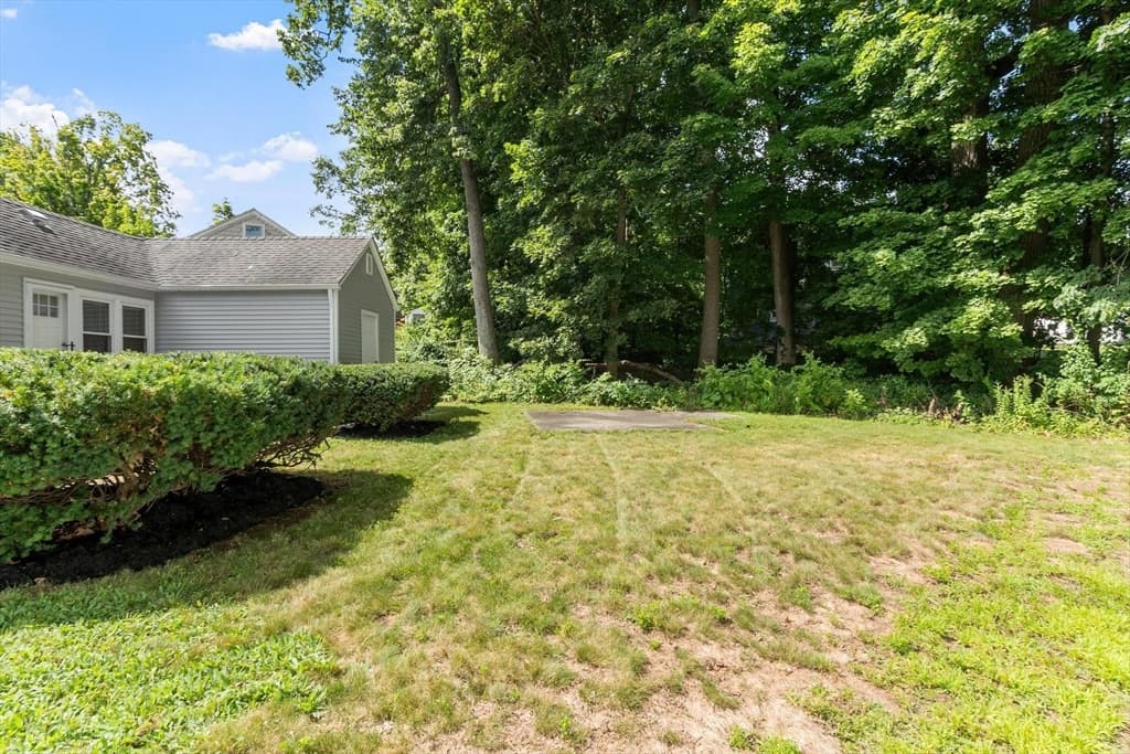 14 Meadow Ln, Worcester MA 01602 photo 6