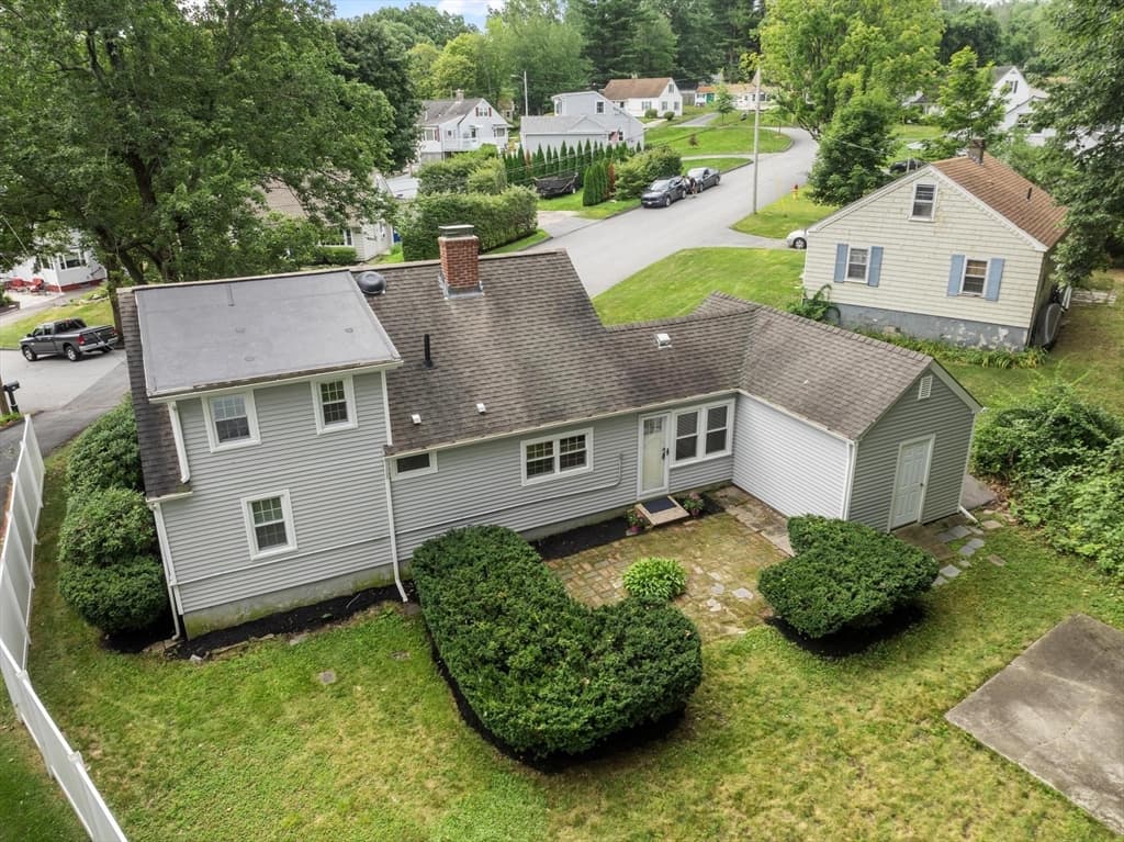14 Meadow Ln, Worcester MA 01602 photo 4