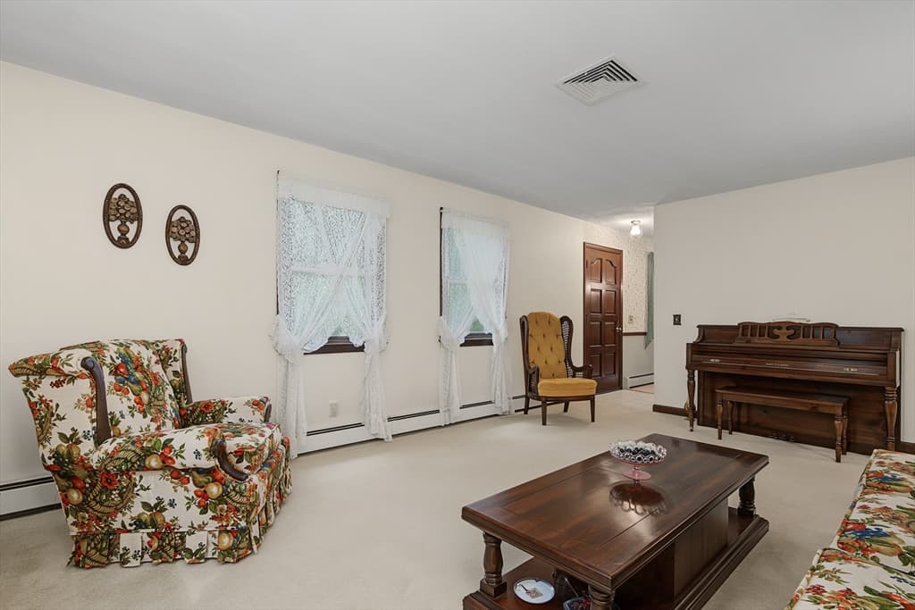 27 Peck Hill Road, Johnston RI 02919 photo 18