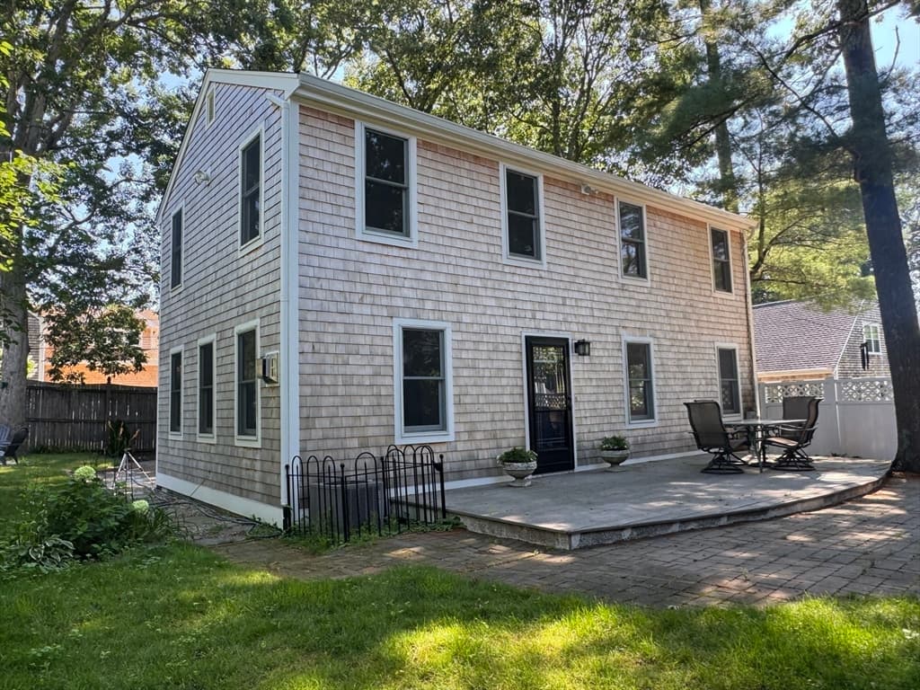 8 Winthrop Ave, Duxbury MA 02332 photo 4