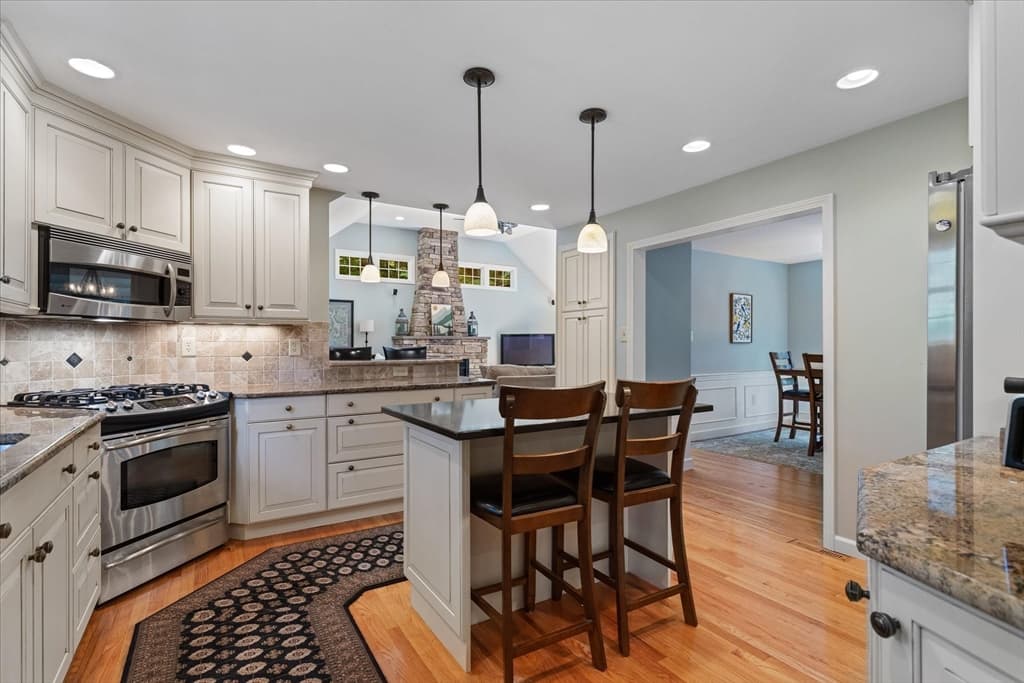33 Pine Arden Dr, West Boylston MA 01583 photo 12