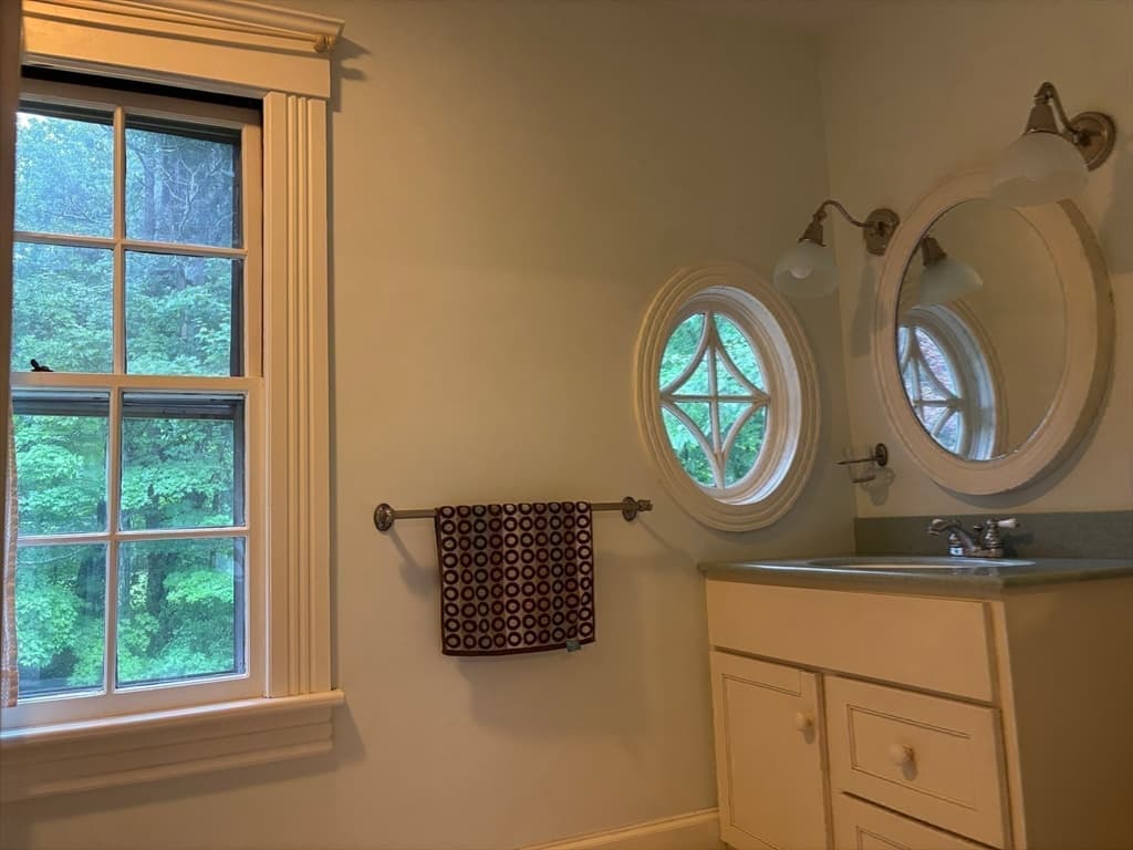 100 Dana, Amherst MA 01002 photo 30