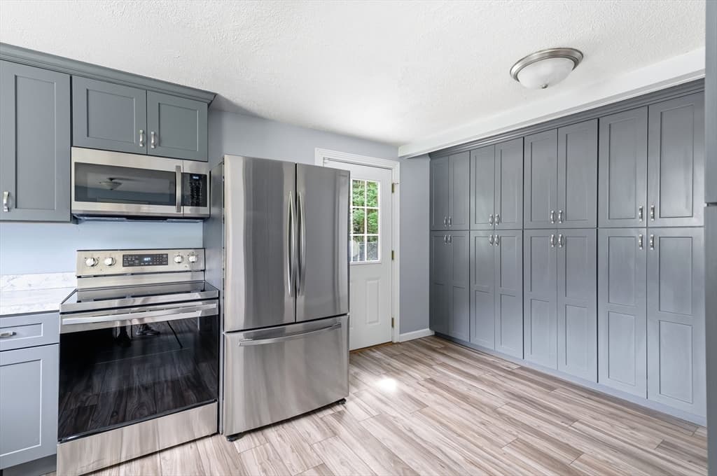 100 Stony Brook Road, Raynham MA 02767 photo 6