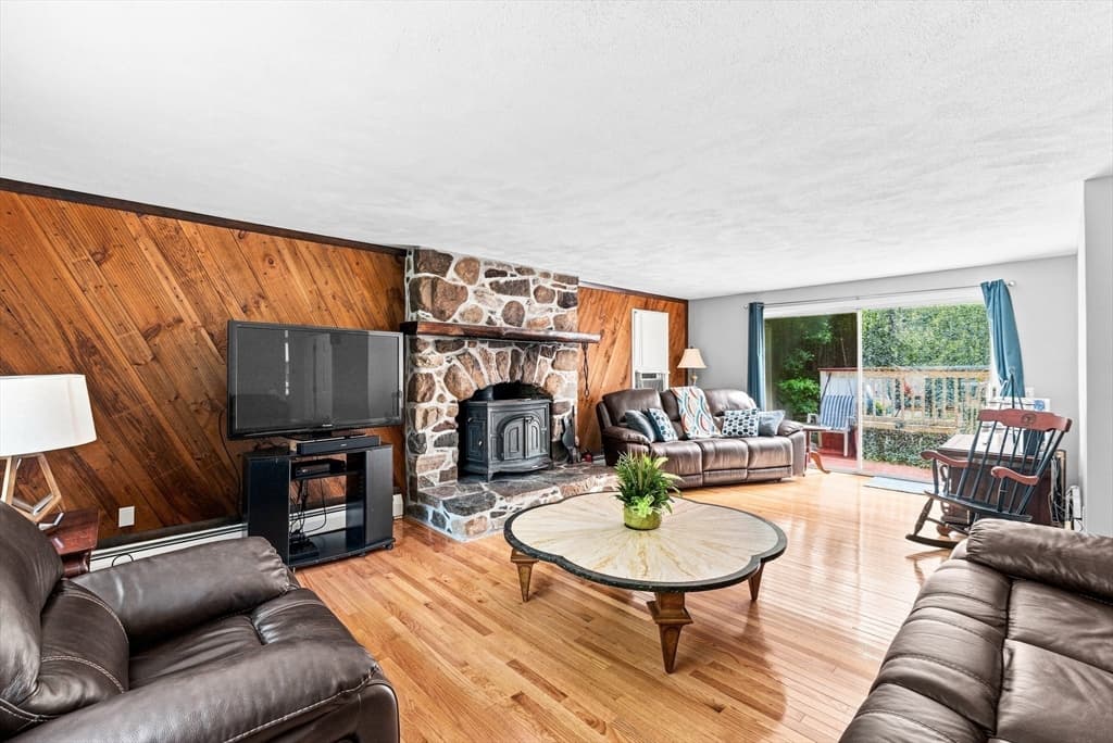 170 Rocky Hill Rd, Rehoboth MA 02769 photo 15
