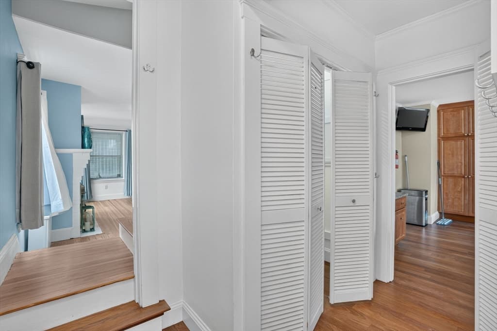 100 Whitin Ave, Revere MA 02151 photo 15