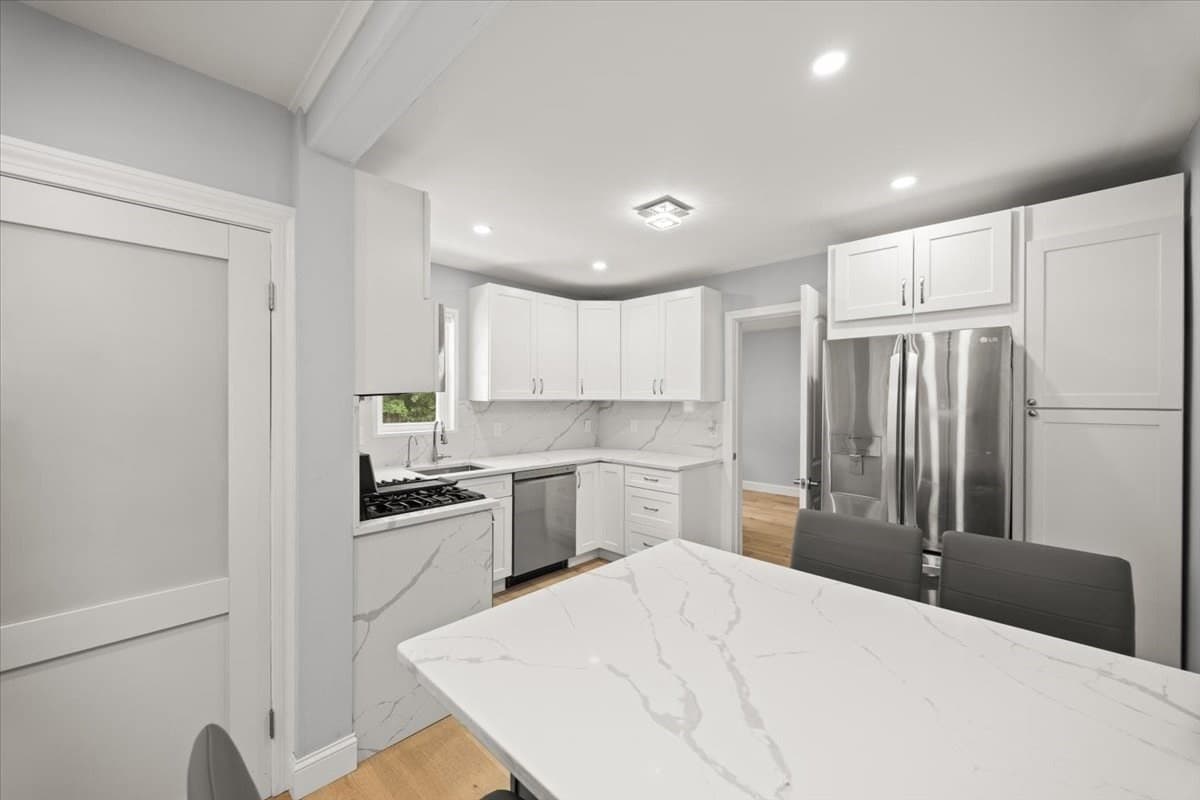 3 Family at 5 Highland Avenue, Plainville MA 02762, photo 10 of 41