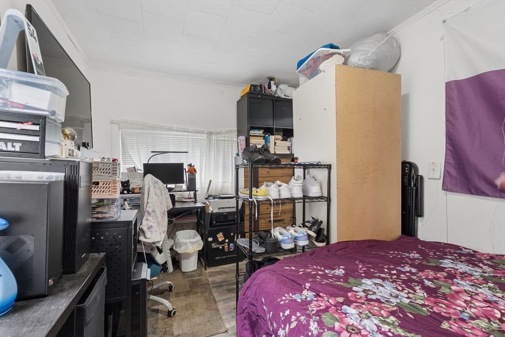 323 Rollstone St, Fitchburg MA 01420 photo 18