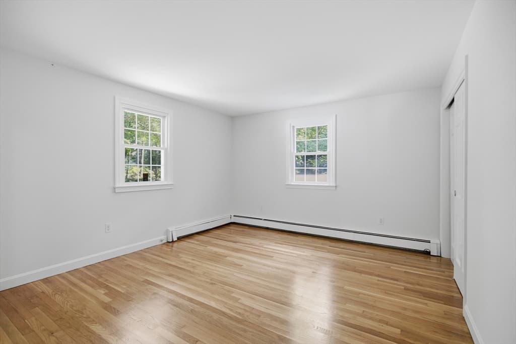198 Hollis Rd, Lunenburg MA 01462 photo 17
