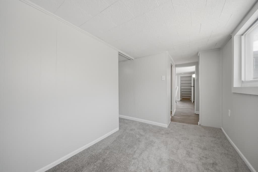 40 North St, Lowell MA 01852 photo 26