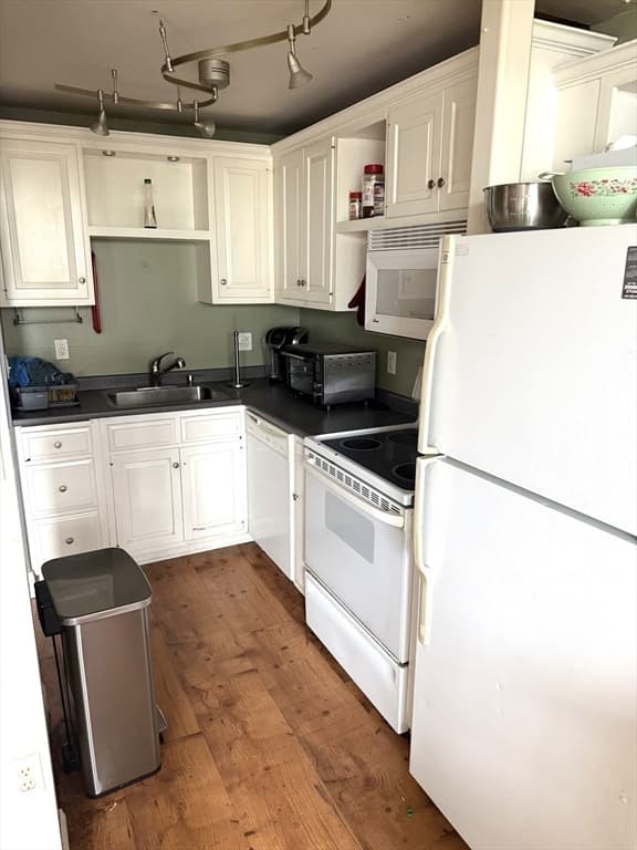 201 Thorndike St # 27, Lowell MA 01852 photo 4