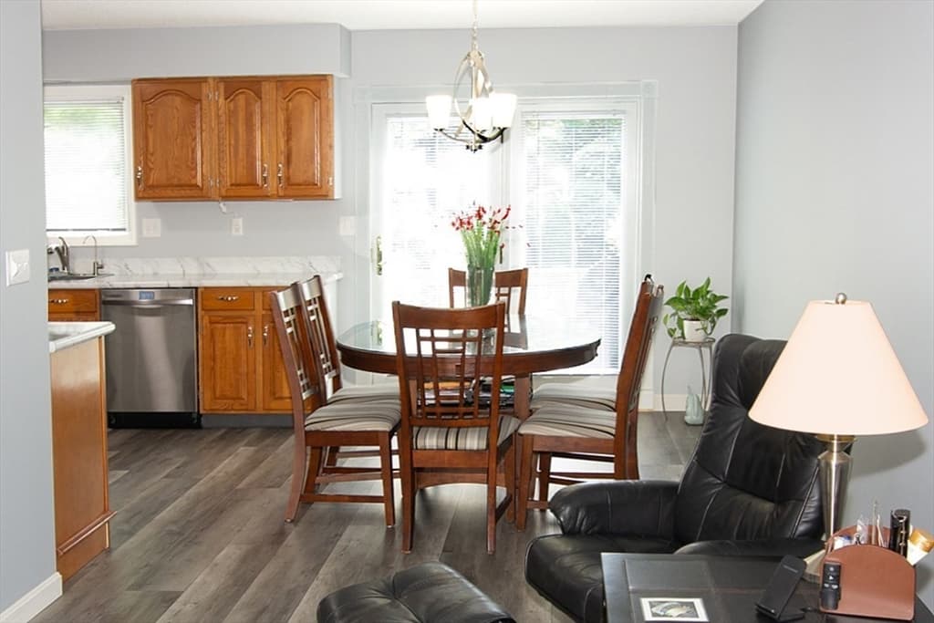 200 Lambert Ter # 62, Chicopee MA 01020 photo 8