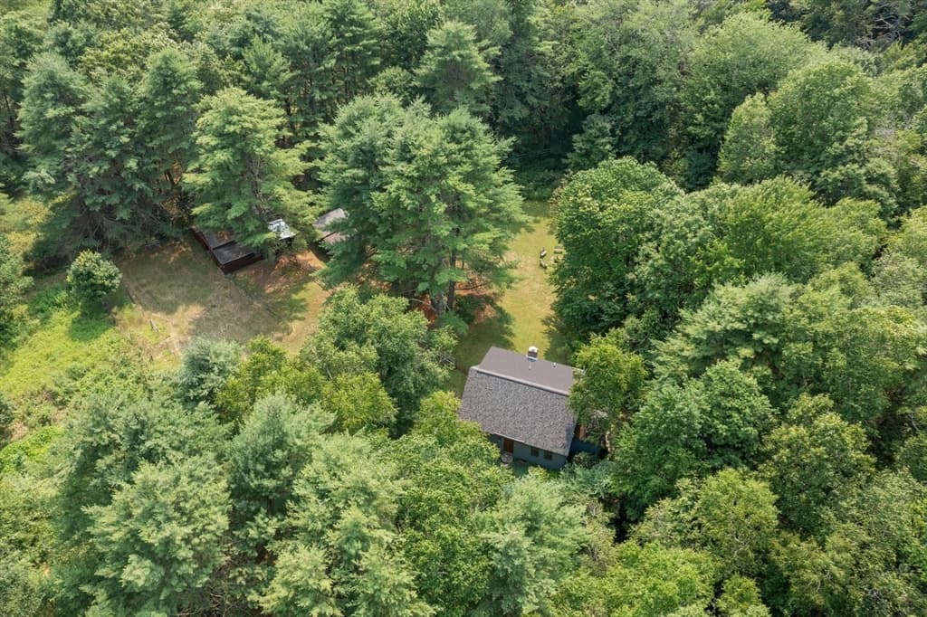 81 Vinton Pond Rd, Townsend MA 01474 photo 3