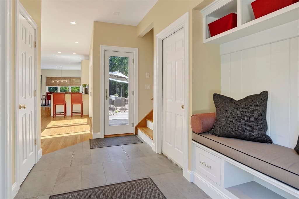 8 Woodhaven Dr, Edgartown MA 02539 photo 7