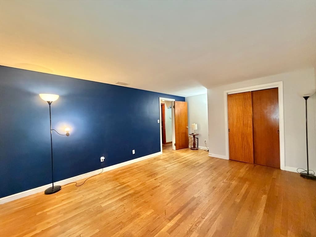 608 Pleasant St, Holyoke MA 01040 photo 7