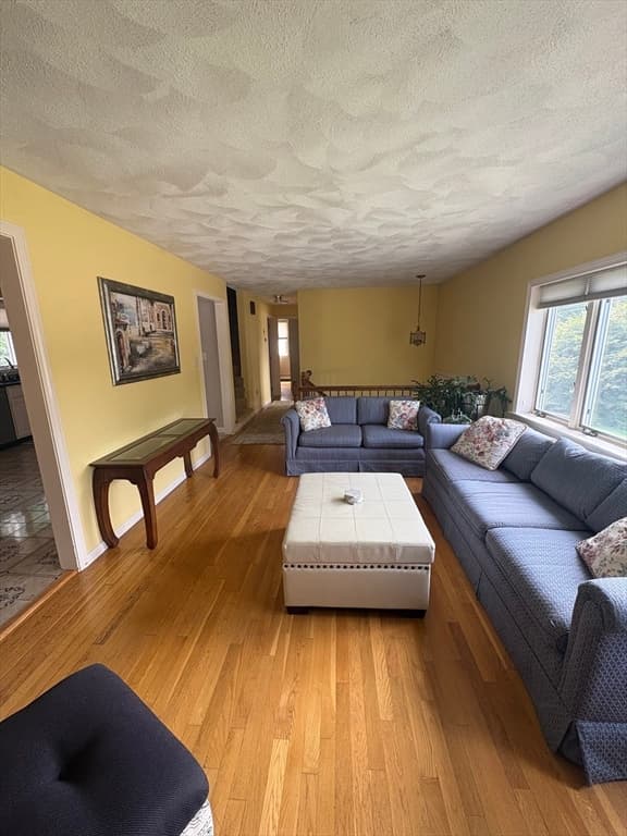 4 Crest Road, Framingham MA 01702 photo 4
