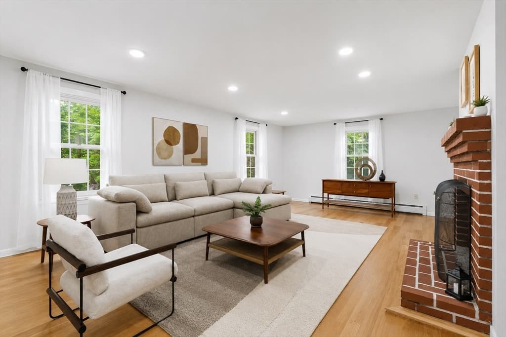 7 Providence Road, Westford MA 01886 photo 10