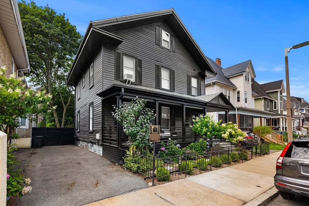 14 Wabon St, Boston MA 02121