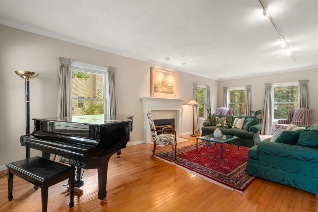 Single Family Residence at 36 Saddle Ridge Road, Sudbury MA 01776, Sudbury, photo 5 of 42