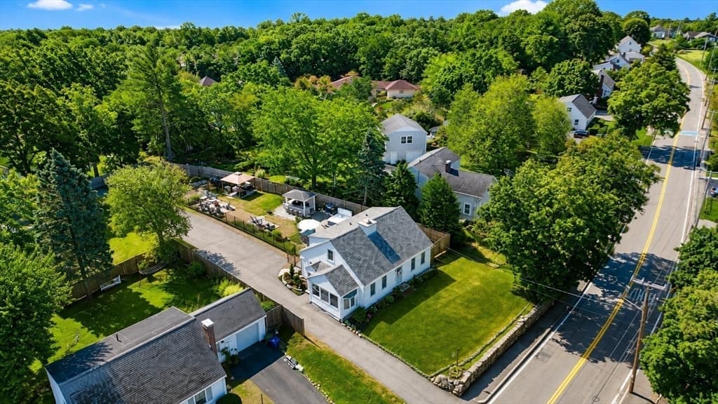 238 Liberty St, Braintree MA 02184 photo 4