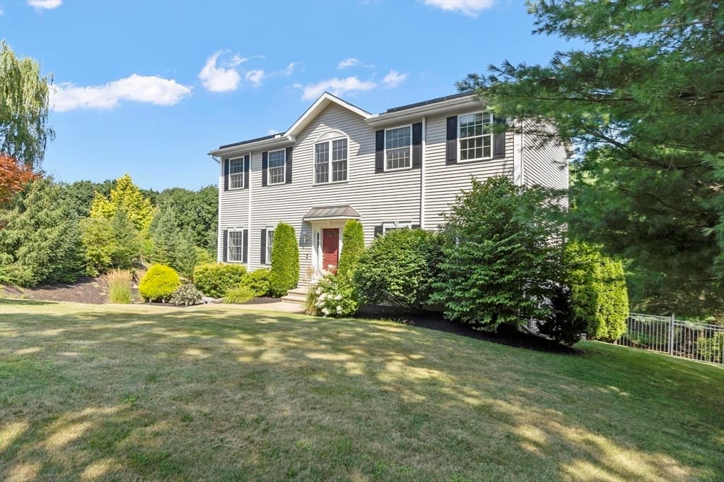677 Franklin Rd, Fitchburg MA 01420 photo 23