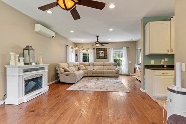 677 Franklin Rd, Fitchburg MA 01420 photo 22
